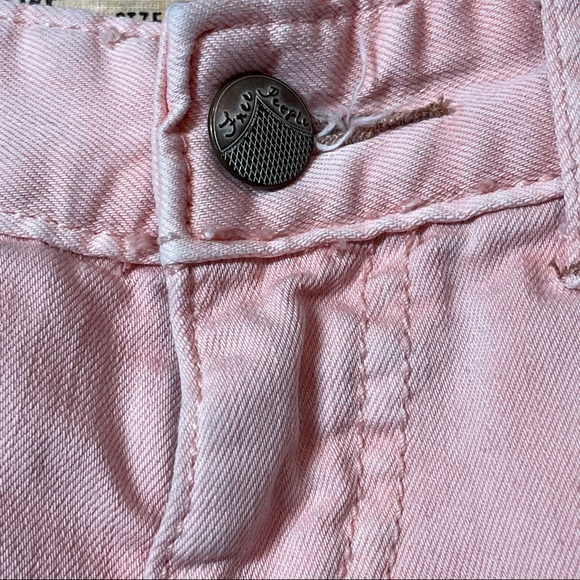 FREE PEOPLE PINK CAPRI JEANS SIZE 25 - Picture 8 of 15